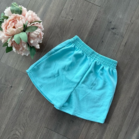 New End of March Baskin Cozy Minty Shorts - Picture 7 of 7